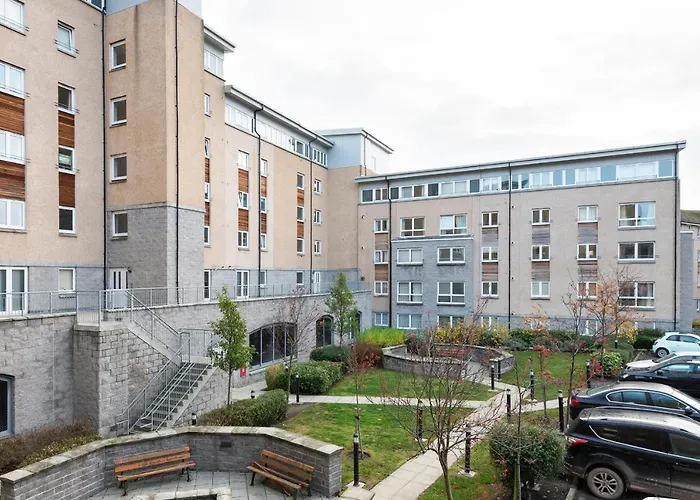 City Centre Orange Apartments - Portland Street